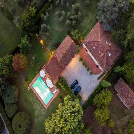 Tuscan Countryside With Pool