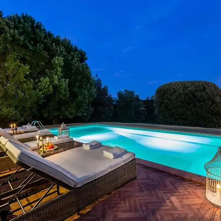 In Lucca With Saltwater Pool *